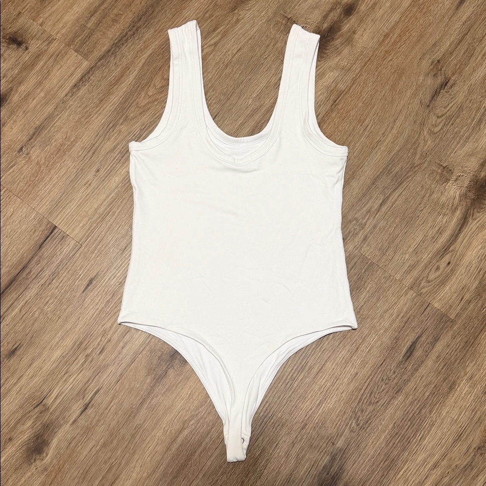 nuuds White Bodysuit - Picture 10 of 10